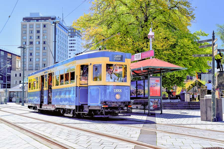Christchurch: Hop-On Hop-Off Tour by Vintage Tram - Planning a one-day route
