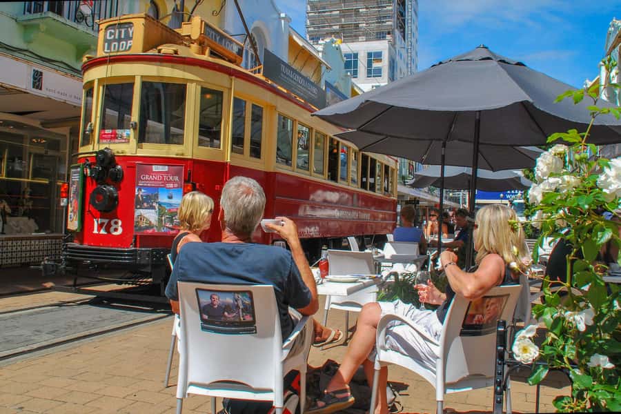Christchurch: Hop-On Hop-Off Tour by Vintage Tram - Start with the 50-minute circuit