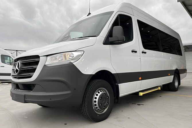 Christchurch International Airport To/From City Center Transfer - The Mercedes Sprinter and group-size choice