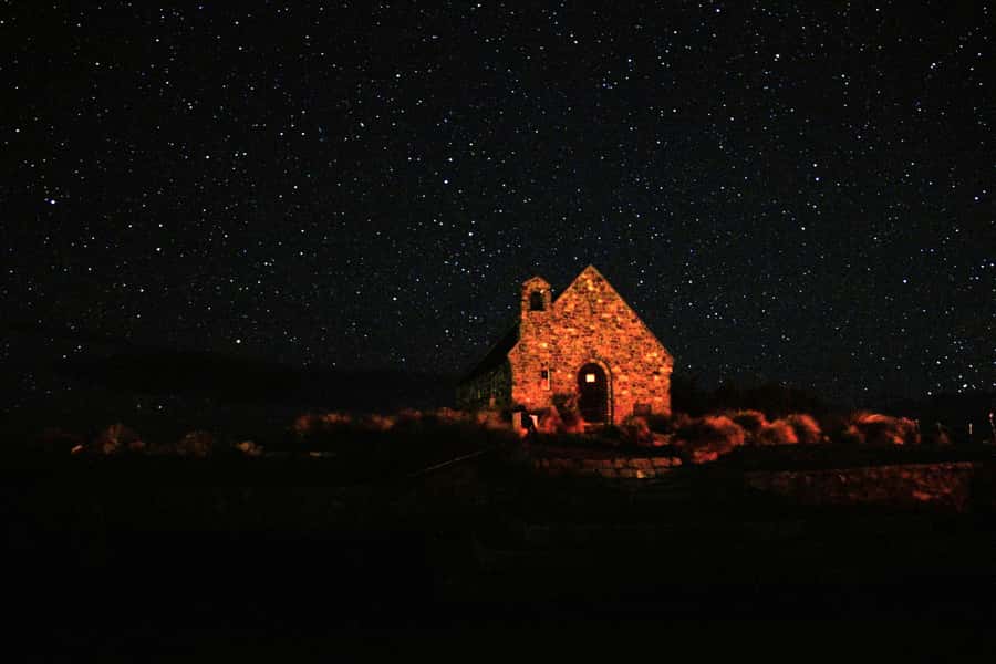 Christchurch: Lake Tekapo Stargazing & Mount Cook 2-Day Tour - Lavender ice cream and a seasonal change