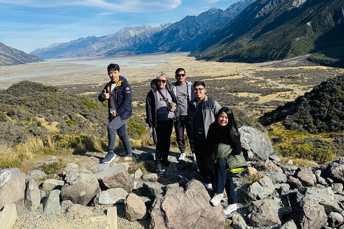 Christchurch to Queenstown One Way Tour Via Lake Tekapo & Mt Cook - The long road south and High Country Salmon