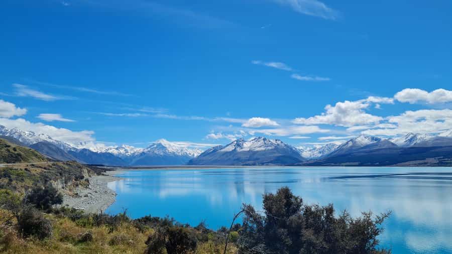 Christchurch: to Queenstown via Mt Cook 1 Way Tour - Lindis Pass and the road into Central Otago