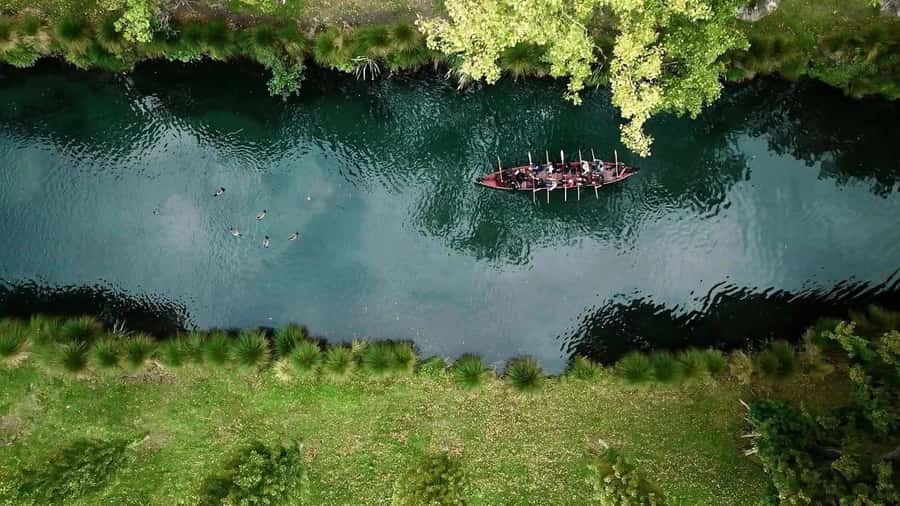 Christchurch: Waka Paddling Experience on the Avon River - Key points at a glance