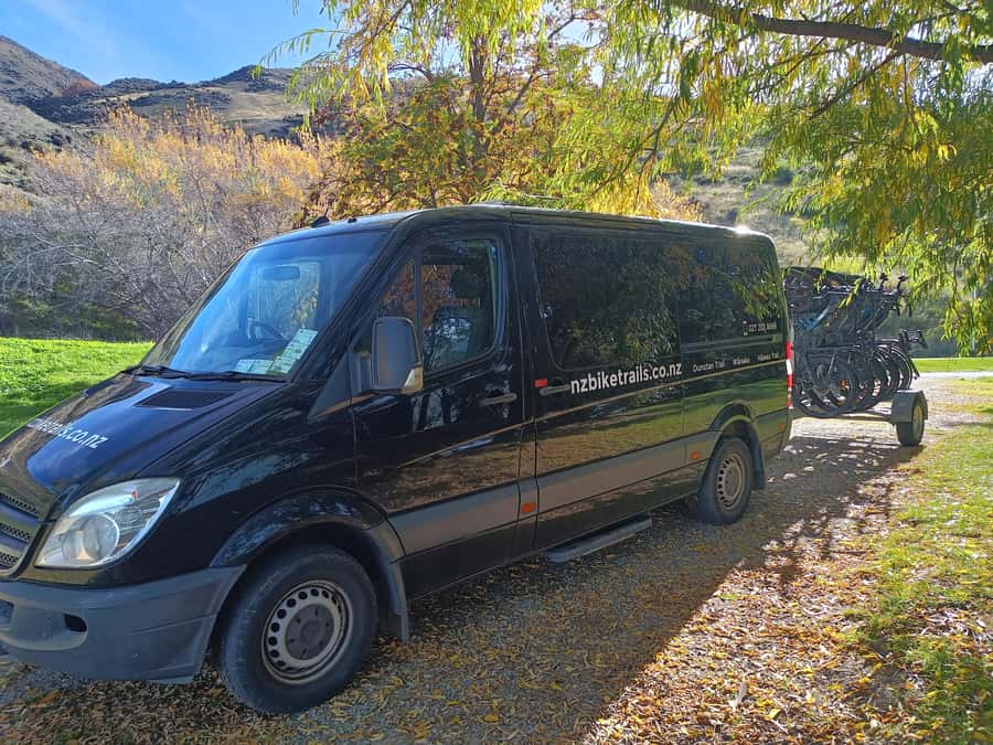 Cromwell: Lake Dunstan Trail Bike Rental and Luxury Shuttle - Five things that make this ride worth your day