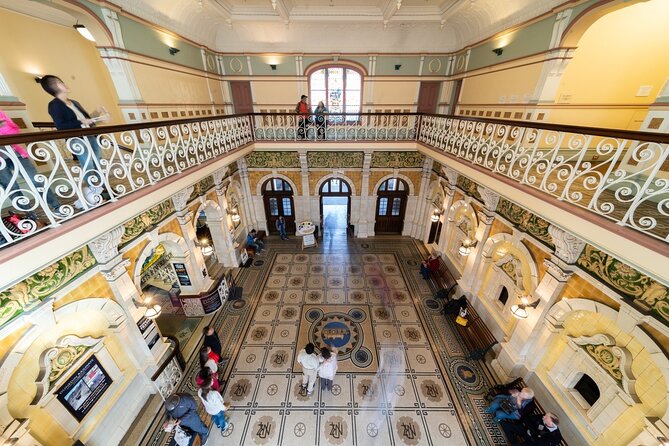 Cruise Dunedin City and Castle Tour - Larnach Castle and gardens: the main event
