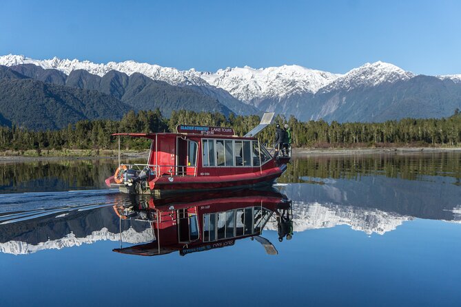 Cruise & Rainforest Walk - Franz Josef Glacier - Lake Mapourika is the real opening scene