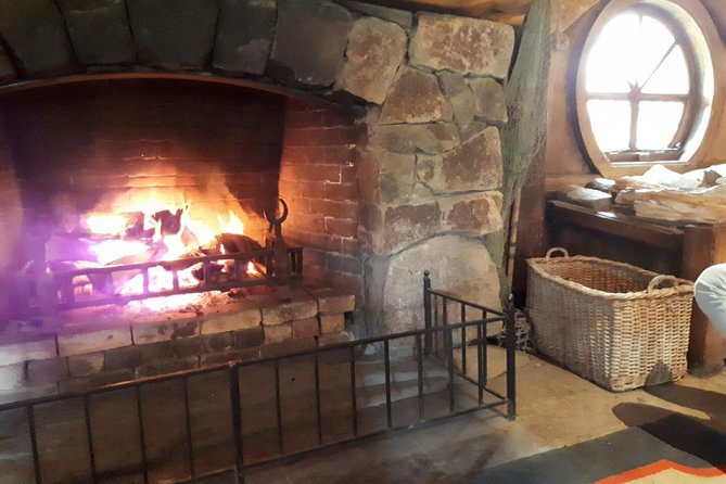 Day Tour Hobbiton + Rotorua from Auckland in Luxury Minibus - Why combine Hobbiton and Rotorua in one long day?