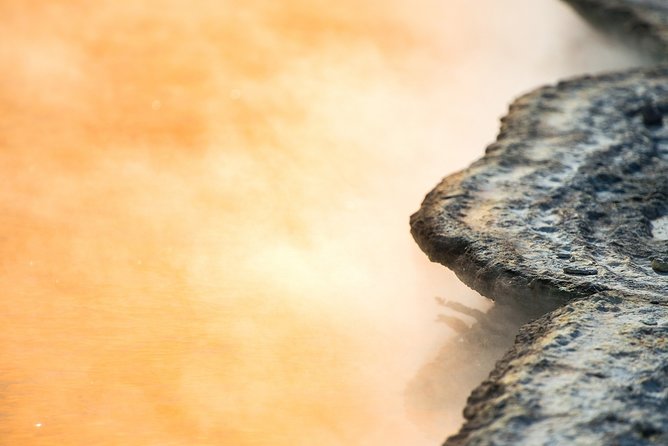 Devil's Bath Experience - Private Tour to Wai-O-Tapu & Lake Taupo - A 7:00 am start from Auckland