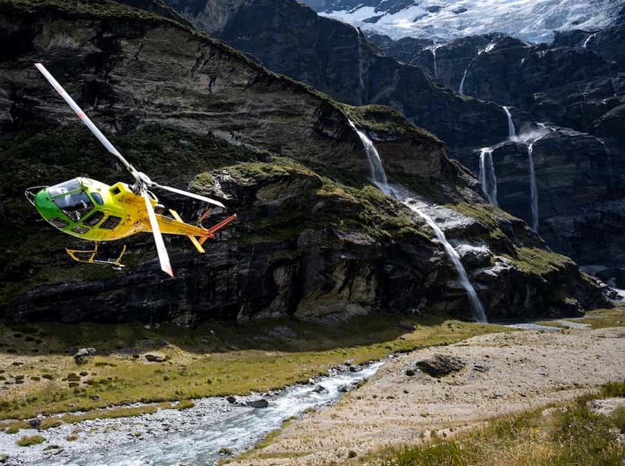 Earnslaw Burn Glacier & Waterfalls | 45 mins from Glenorchy - The flight toward Mt Earnslaw