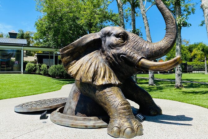 Explore gardens & galleries filled with incredible art, Matakana - Following the 1.4km route through three gardens