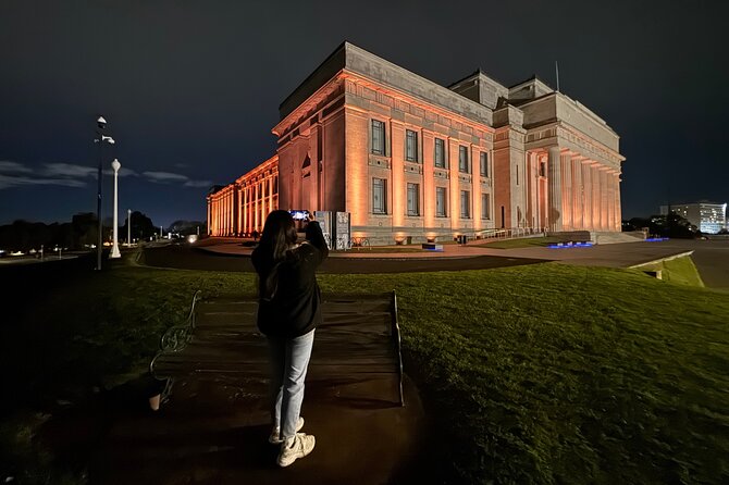 Explore West Auckland with Winery - Is $217.20 a fair price?