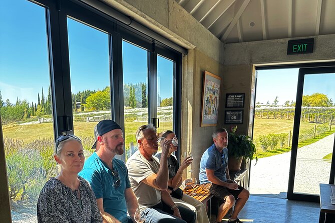 'Express' Wine Tour & Māori Culture Wānaka - Booking, timing, and cancellation details