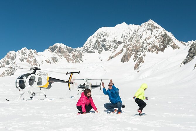 Fox Glacier and snow landing (allow 20 minutes - departs Fox Glacier) - Key points about the Fox Glacier flight