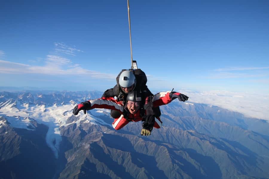 Franz Josef: 13,000ft, 16,500ft or 18,000ft Skydive - Choosing 13,000, 16,500, or 18,000 feet