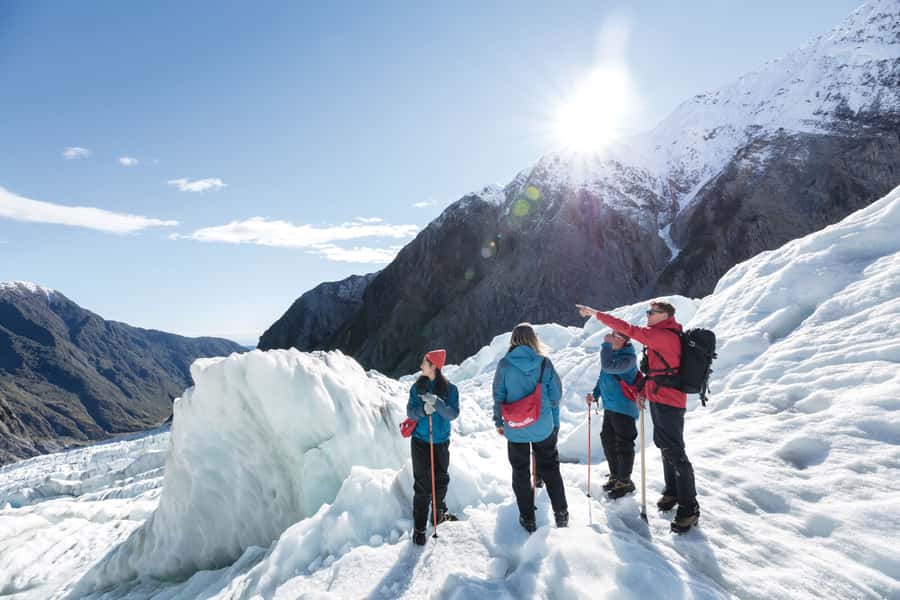 Franz Josef: 2.5 Hour Glacier Hike with Helicopter Transfer - Who should book this heli-hike?