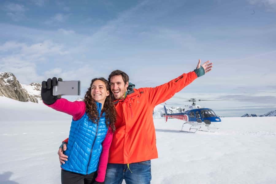Franz Josef: 20-Min Scenic Glacier Flight with Snow Landing - Who should book this flight?