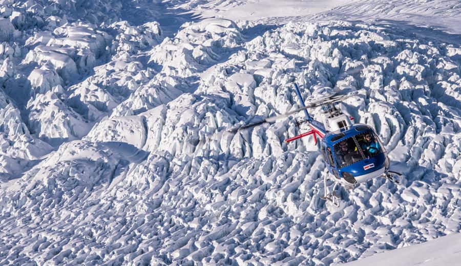 Franz Josef: 20-Min Scenic Glacier Flight with Snow Landing - Seeing Franz Josef Glacier from above