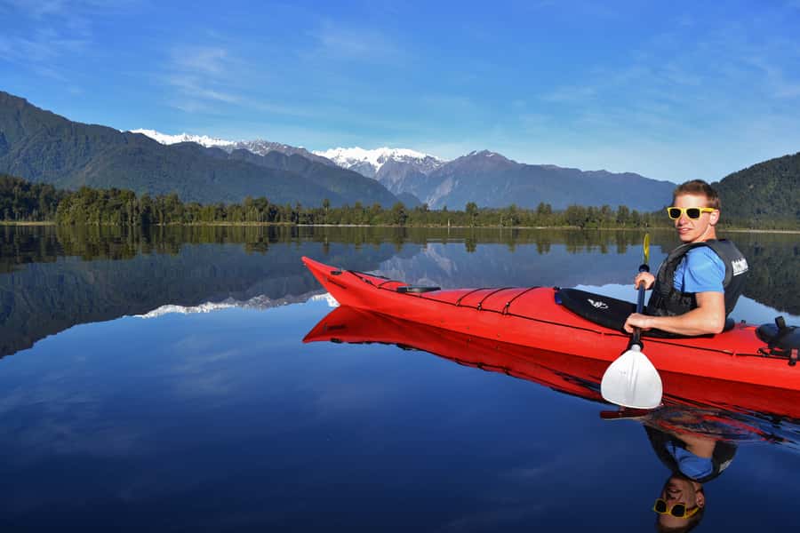 Franz Josef: 3-Hour Kayak Tour on Lake Mapourika - Looking into the Okarito Kiwi Sanctuary
