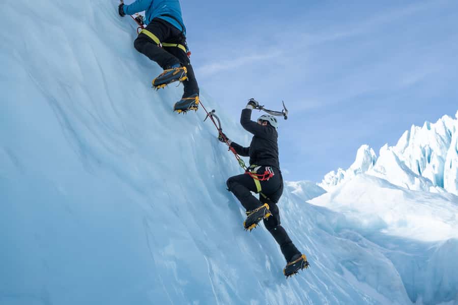 Franz Josef: Glacier Ice Climb experience with Heli Transfer - Learning the basics with one guide for four climbers