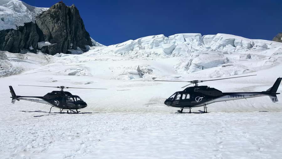 Franz Josef: Grand Circle 60 Minute Scenic Flight - Landing on Tasman Glacier and shutting down the helicopter