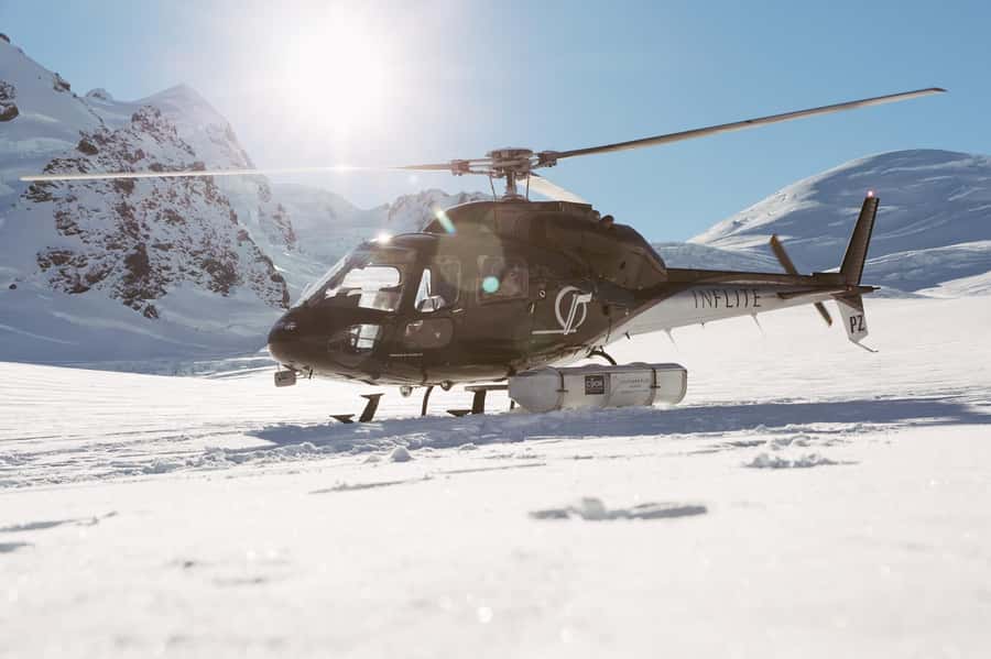 Franz Josef: Grand Circle 60 Minute Scenic Flight - The return over Franz Josef Glacier