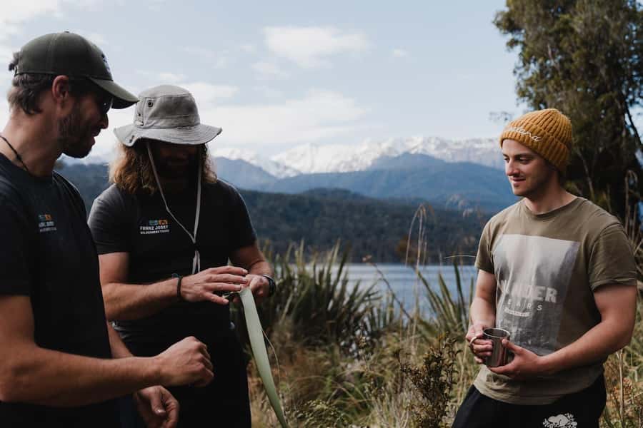 Franz Josef: Kayak & Walking Tour to Okarito Kiwi Sanctuary - Why Lake Mapourika makes a fine starting point