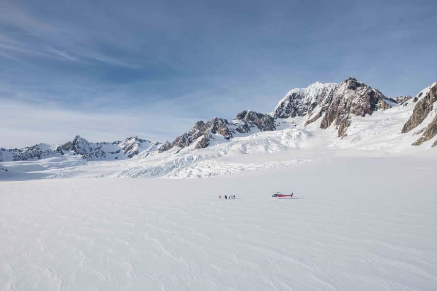 Franz Josef: Mountain Scenic 40-Minute Helicopter Flight - The return route toward Tasman Glacier and Mount Cook