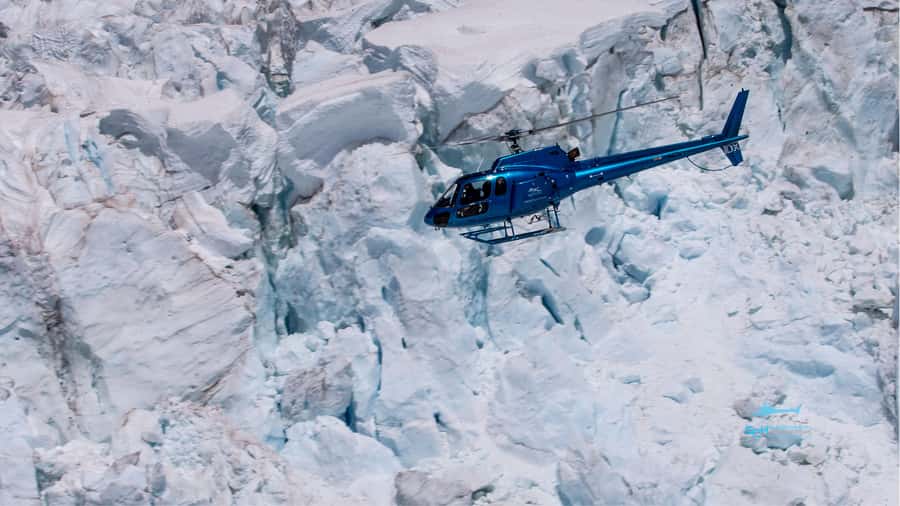 Franz Josef Town: 3-Glacier Helicopter Ride with Landing - Check-in at 10 Main Road