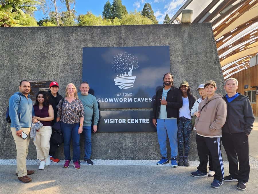 From Auckland: Hobbiton Movie Set and Waitomo Caves Tour - Why this Auckland day trip works