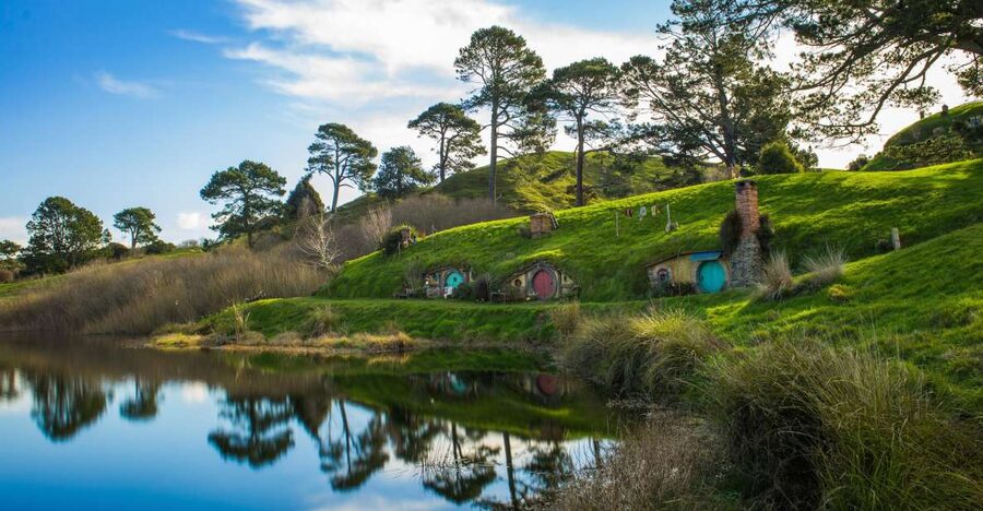 From Auckland: Hobbiton Movie Set Full-Day Small-Group Trip - What the $170 price includes