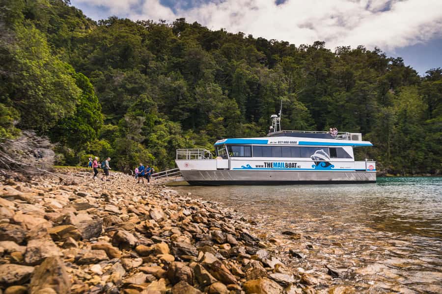 From Havelock: Marlborough Sounds Mail Boat Full-Day Cruise - Mail deliveries at isolated jetties