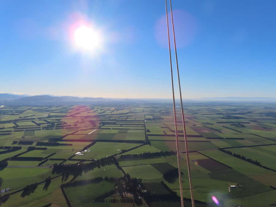 From Methven: Hot Air Balloon Flight in Canterbury with Wine - Meeting at Methven’s Main Street bus stop