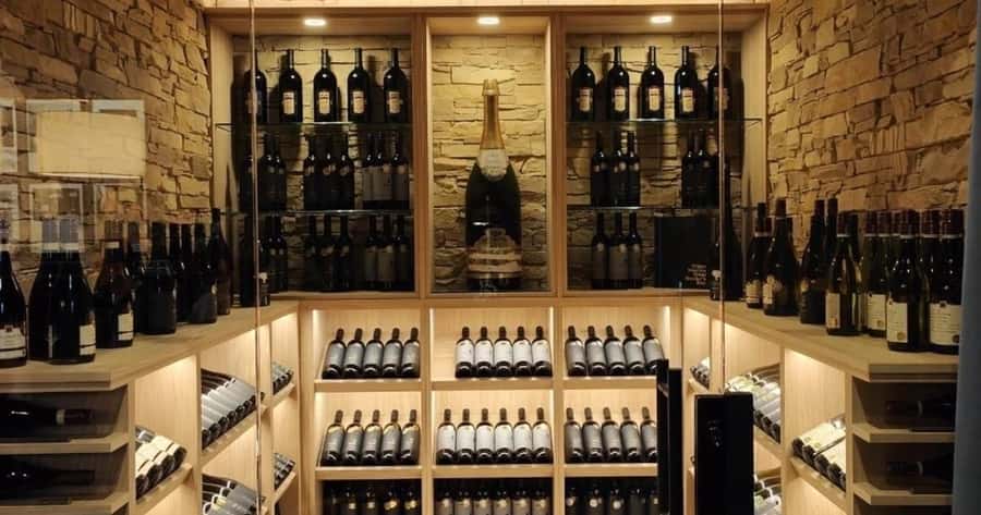From Napier: Hawke's Bay Small Group Wine Capita Tour - Who should book this tour?