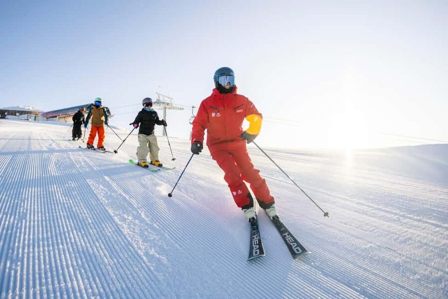 From Queenstown: Cardrona First Timer Ski or Snowboard - Why Cardrona works for a first ski day