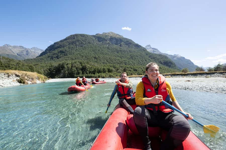 From Queenstown: Dart River Canoe & Jet Boat Day Trip - The long road from Queenstown to Glenorchy