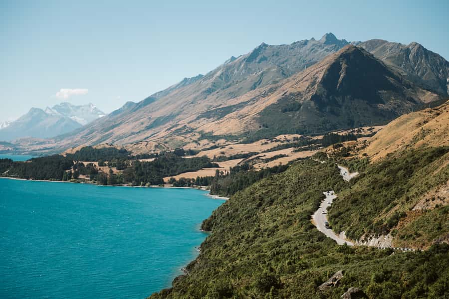 From Queenstown: Half Day Trip to Glenorchy by Coach - Making the most of 1.5 hours in town
