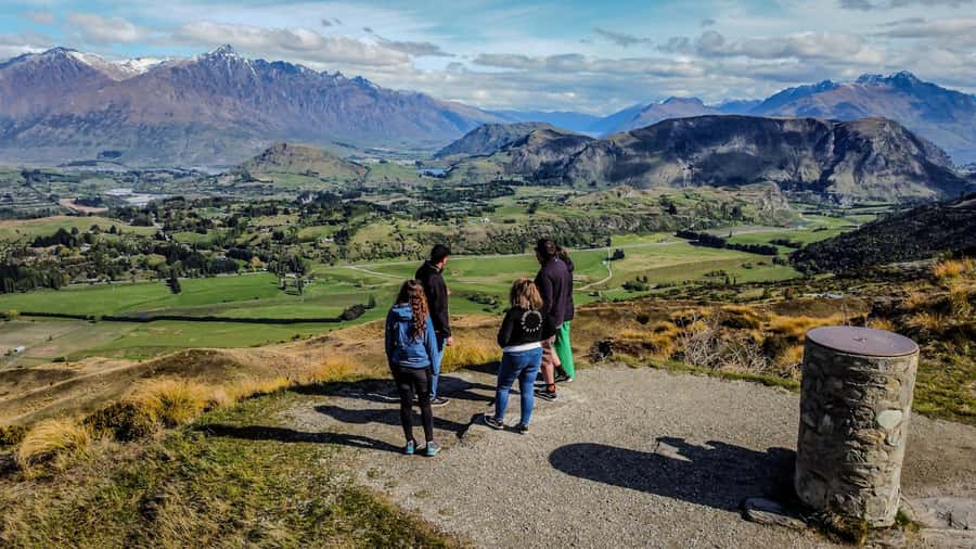From Queenstown: Lord of the Ring Full-Day Private Tour - The afternoon drive to Glenorchy and Paradise