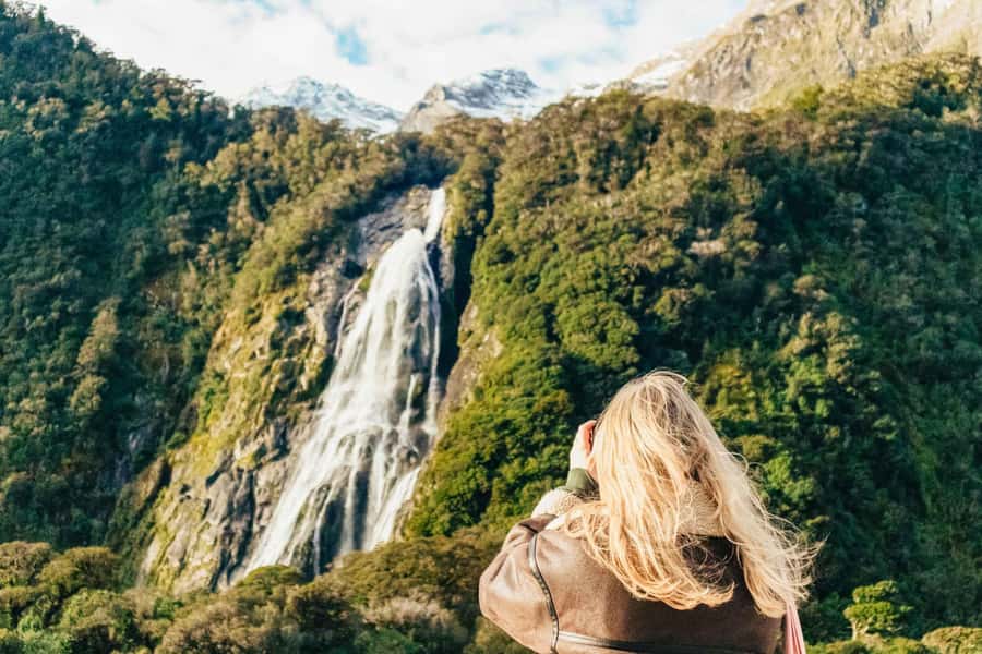 From Queenstown: Milford Sound Cruise and Coach Day Trip - Lake Whakatipu and the road to Te Anau
