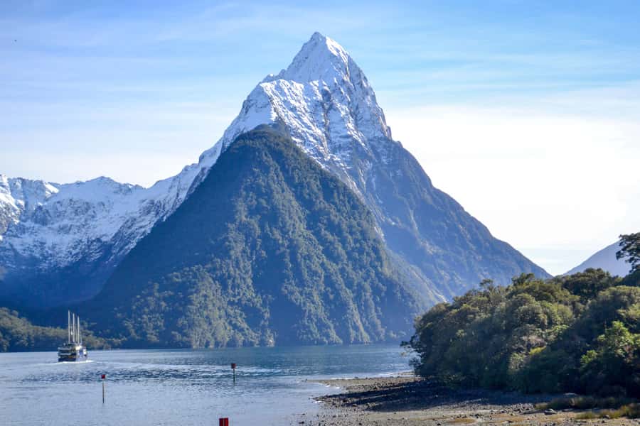 From Queenstown: Milford Sound Premium Day Tour and Cruise - What kind of day suits you?
