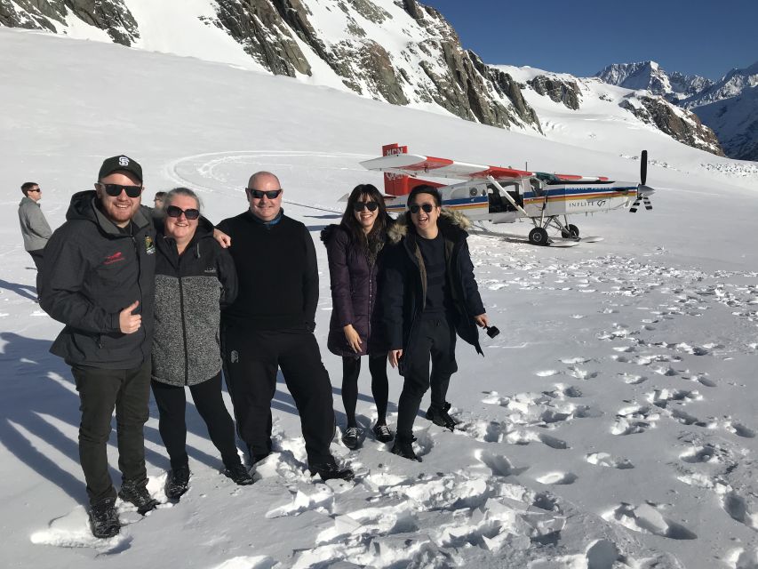 From Queenstown: Mount Cook Scenic Day Tour - Lake Pukaki delivers the first big reveal