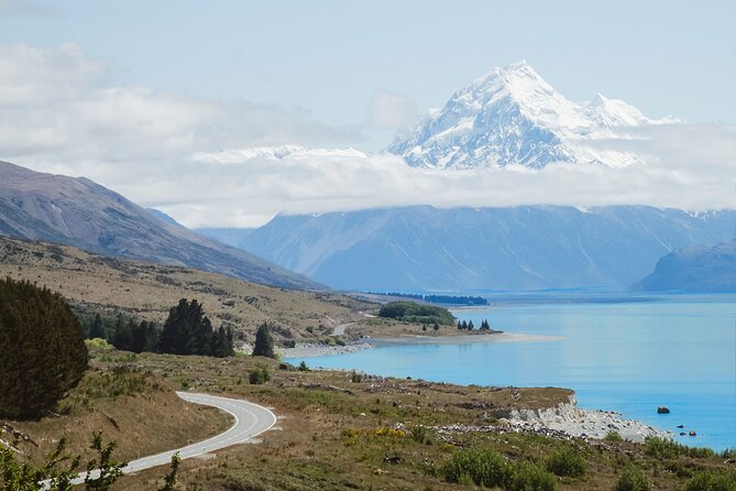 Full-Day Guided Sightseeing Tour of Mount Cook from Queenstown - Lake Pukaki is the approach you will remember