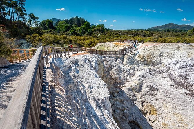 FULL DAY ROTORUA TOUR - Fully Customisable 13 hours Unlimited KMS - Taupō adds waterfalls, a huge lake, and adrenaline