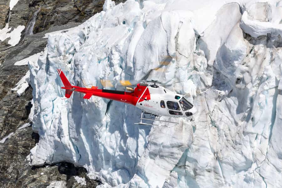 Glacier Explorer & Earnslaw Burn Helicopter Flight - Entering Mt Aspiring National Park by Helicopter