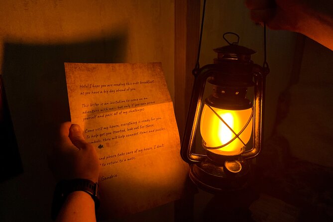 Gnome's Adventure Escape Room Experiences - Hints, teamwork, and avoiding a stuck group