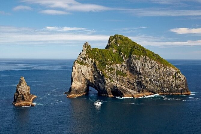 Group tour to Bay of Islands return from Auckland - A Full Day That Requires Some Stamina