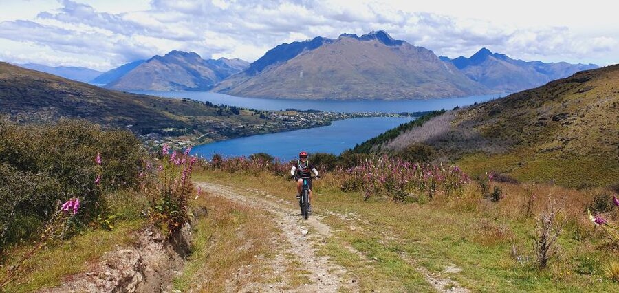 Guided Mountain E-bike Tour - Ride to the Sky - The 360-degree view from the top