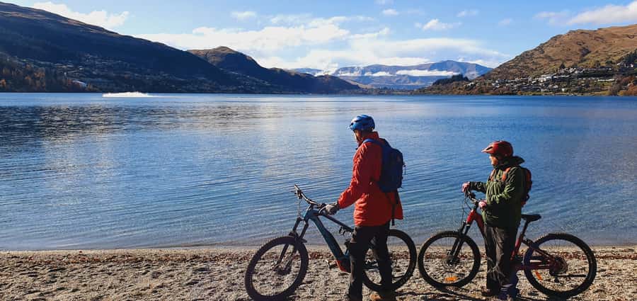 Guided Scenic E-bike Tour - Ride to the Lake - A quiet way to reach Queenstown’s lake