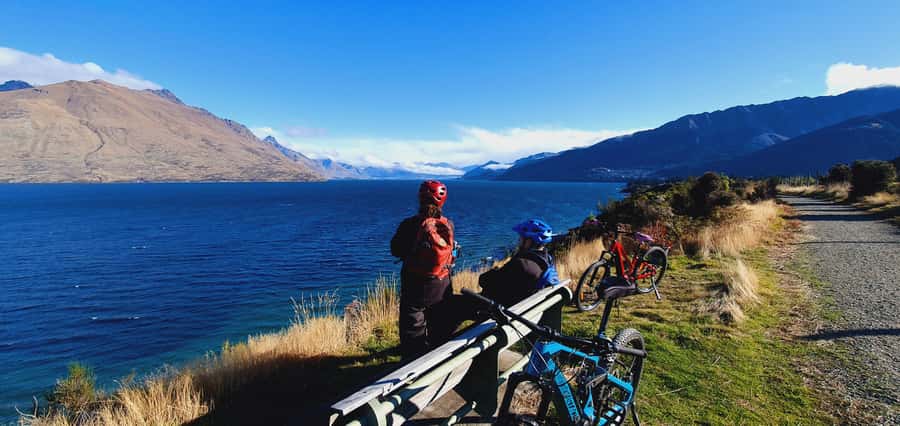 Guided Scenic E-bike Tour - Ride to the Lake - Reaching the lakefront views