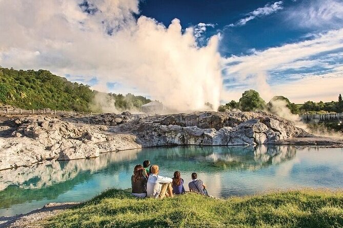 Half-day Discover Auckland City Sightseeing Tour - Mt Eden, the tour’s essential walk