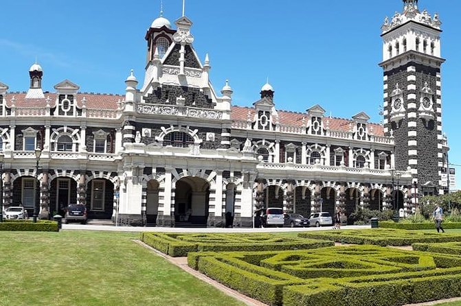 Half day Private Tour of Dunedin City Highlights and Peninsula Scenery - Signal Hill adds the best city panorama